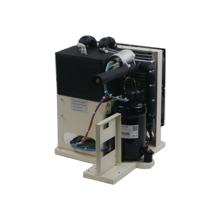 小型冷水机组HS-DC750